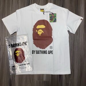 *BRAND NEW* BAPE White T-Shirt -
Ready To Ship (Size M)